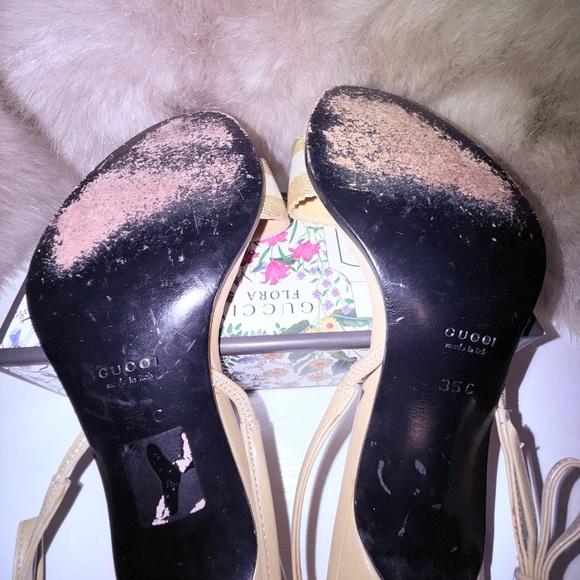 Gucci Women's Cream and Tan Sandals - Picture 7 of 8